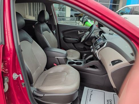 Used 2013 Hyundai Tucson Limited FWD image 7