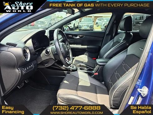 Used 2021 Kia Forte GT-Line FWD image 9