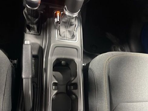 New 2025 Jeep Gladiator Sport image 15