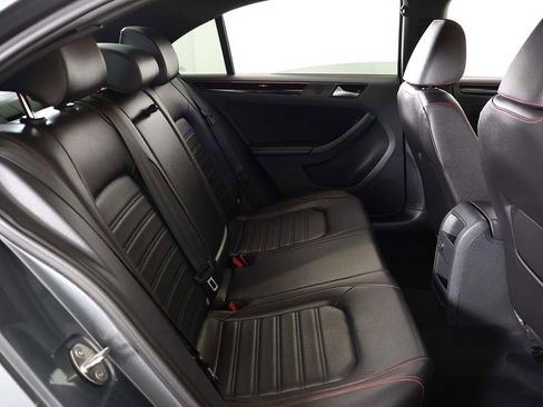 Used 2017 Volkswagen Jetta GLI image 35