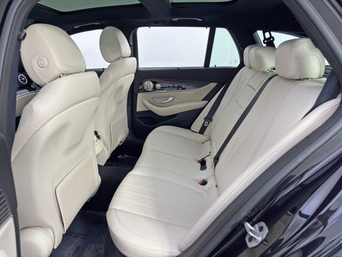 Used 2022 Mercedes-Benz E 450 4MATIC All-Terrain Wagon w/ Driver Assistance Package image 42