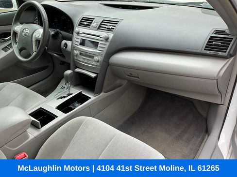 Used 2010 Toyota Camry Hybrid FWD image 7
