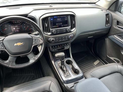 Used 2021 Chevrolet Colorado Z71 w/ Safety Package AWD/4WD image 15