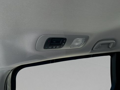 Used 2024 Honda Odyssey EX-L image 28