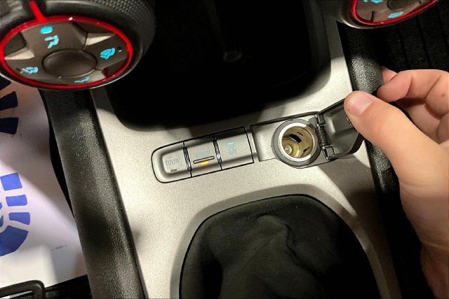 Used 2015 Chevrolet Camaro Z/28 RWD image 14