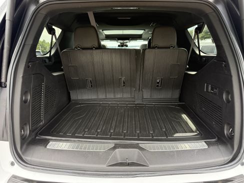 Used 2023 GMC Yukon XL AT4 w/ AT4 Premium Package AWD/4WD image 32
