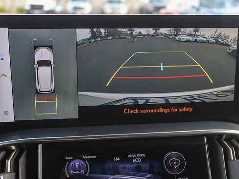 Used 2023 Lexus LX 600 4WD w/ Ultra Luxury Package image 23