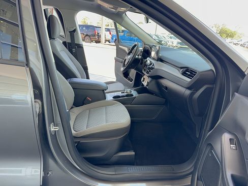Certified 2022 Ford Escape SE w/ SE Sport Appearance Package AWD/4WD image 14
