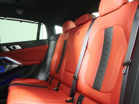 Certified 2025 BMW X6 M Competition w/ Executive Package image 17