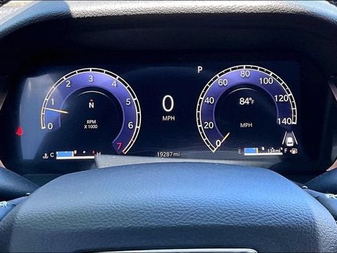 Used 2024 Jeep Grand Cherokee Altitude AWD/4WD image 22