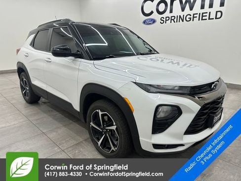 Used 2023 Chevrolet TrailBlazer RS w/ Sun and Liftgate Package image 7