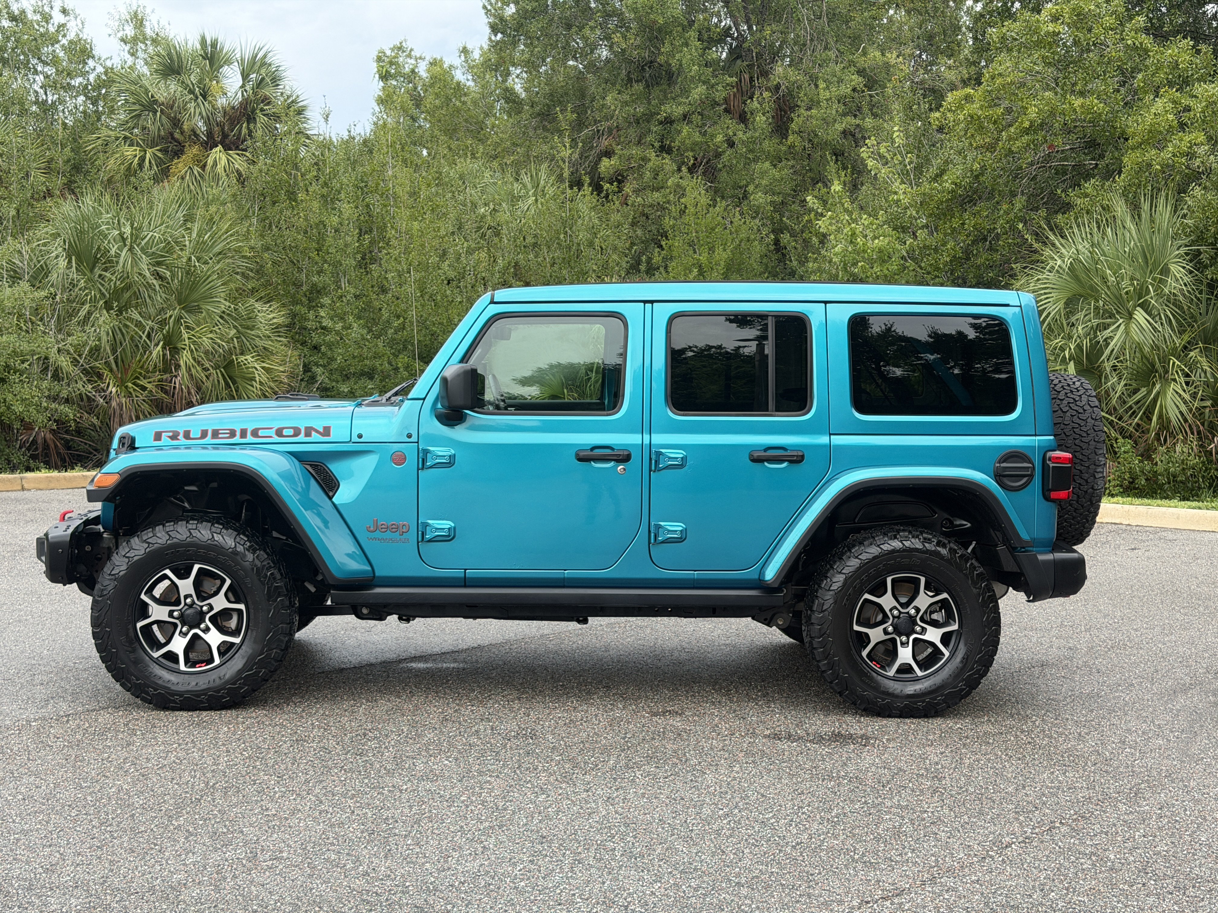 Used 2020 Jeep Wrangler Unlimited Rubicon AWD/4WD image 4