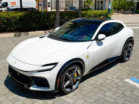 Used 2026 Ferrari Purosangue image 10