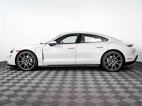 Certified 2023 Porsche Taycan image 2