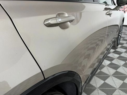 Used 2025 Cadillac XT4 Sport FWD image 33