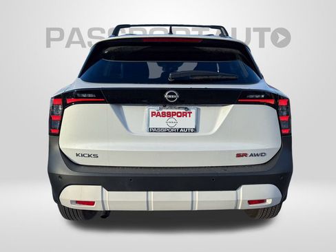 New 2026 Nissan Kicks SR w/ Cold Weather Package image 7