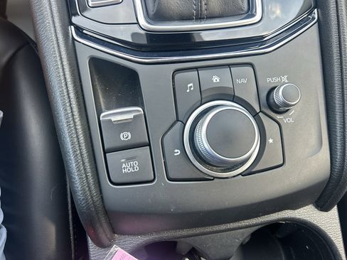 Used 2020 MAZDA CX-5 Touring FWD image 28