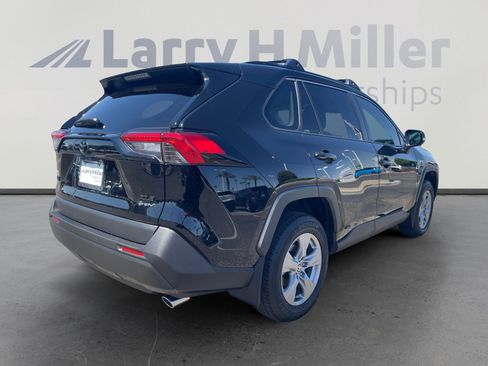 Certified 2025 Toyota RAV4 XLE w/ Weather Package AWD/4WD image 5