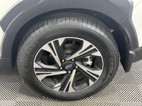 Used 2024 Subaru Crosstrek 2.0i Premium image 13