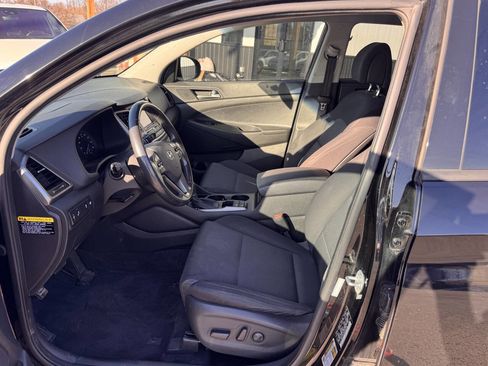 Used 2017 Hyundai Tucson Sport w/ Cargo Package image 20
