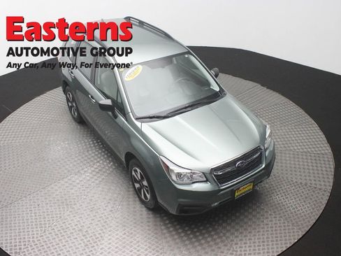 Used 2018 Subaru Forester 2.5i w/ Alloy Wheel Package AWD/4WD image 3