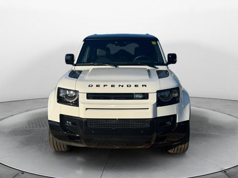 Used 2023 Land Rover Defender 110 X-Dynamic SE AWD/4WD image 2