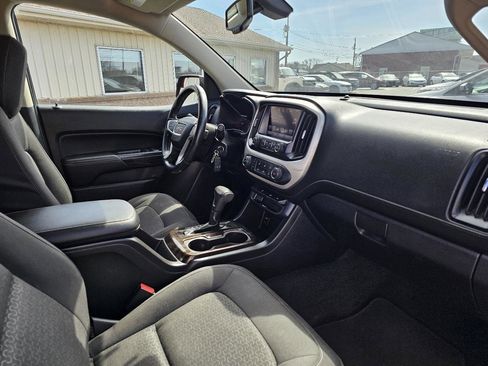 Used 2016 GMC Canyon SLE image 20