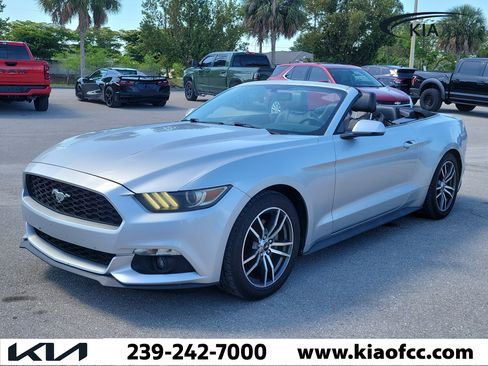 Used 2016 Ford Mustang Premium RWD image 5