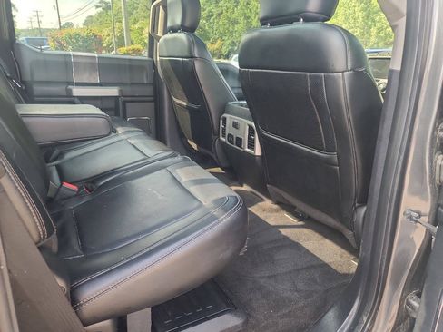 Used 2018 Ford F350 Lariat w/ Lariat Ultimate Package AWD/4WD image 32
