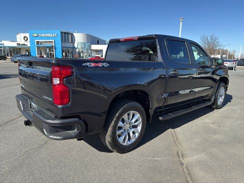 Used 2023 Chevrolet Silverado 1500 Custom image 7