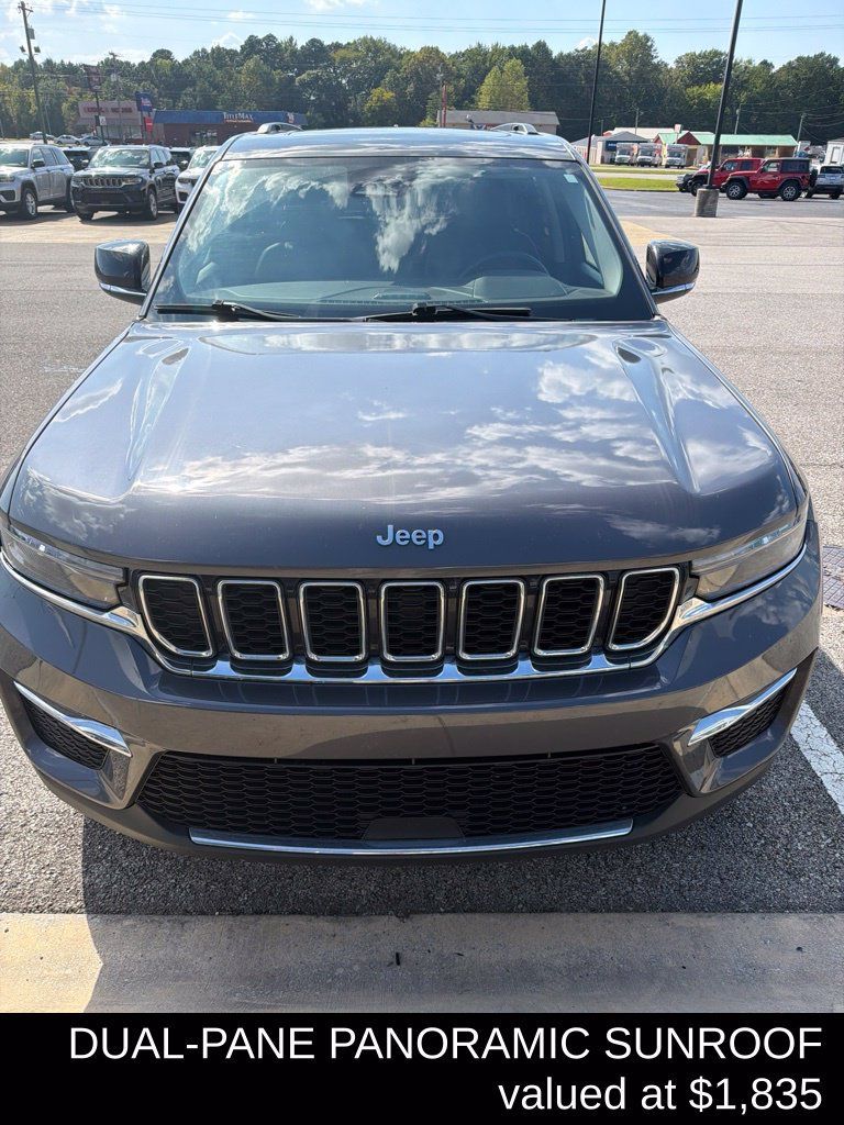 Used 2022 Jeep Grand Cherokee Limited 4xe AWD/4WD image 2