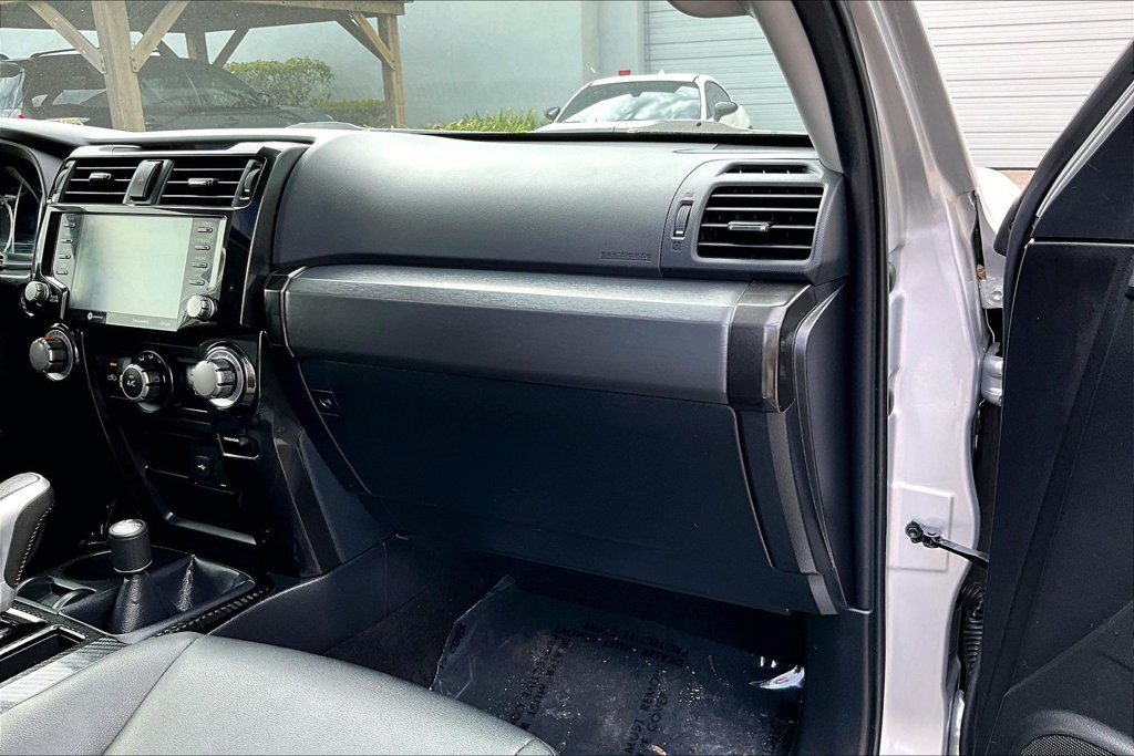 Used 2024 Toyota 4Runner TRD Off-Road Premium w/ Moonroof Package AWD/4WD image 26