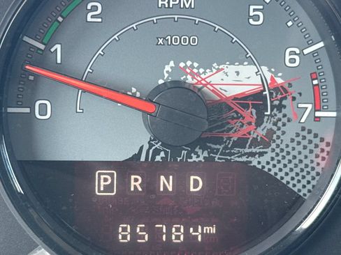 Used 2016 Jeep Wrangler Unlimited Sahara AWD/4WD image 15