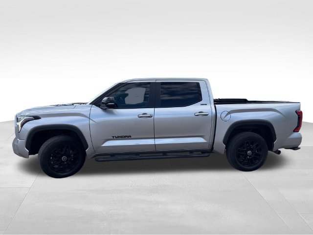 Used 2024 Toyota Tundra Limited AWD/4WD image 4