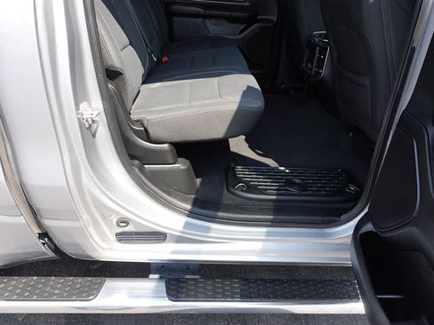 Used 2019 RAM 1500 Big Horn AWD/4WD image 29