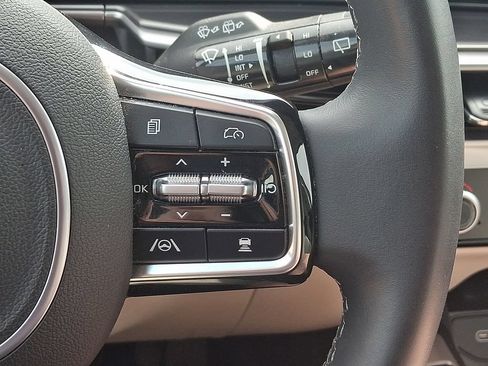 Used 2025 Kia Sorento S AWD/4WD image 26