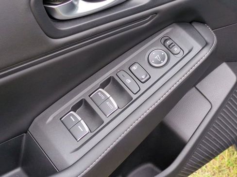 Used 2025 Honda Accord Sport image 13