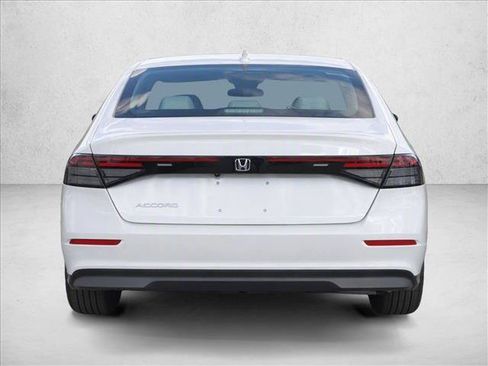 Used 2025 Honda Accord LX image 6