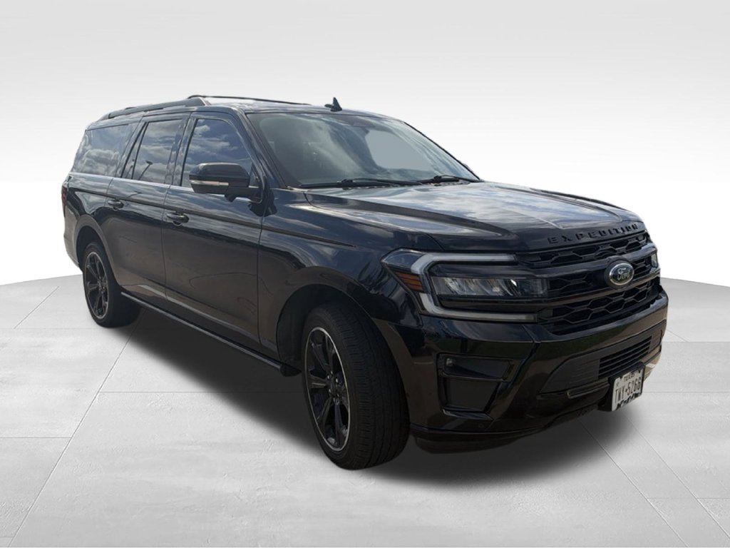 Used 2023 Ford Expedition Max Limited RWD image 3