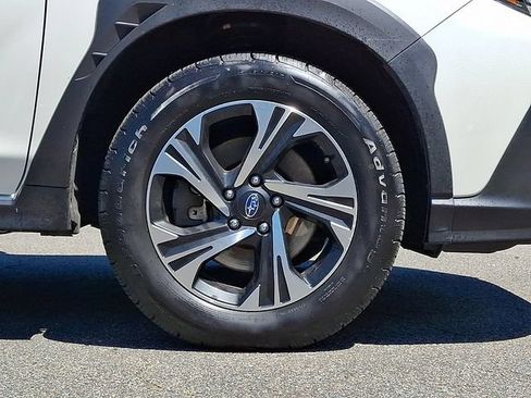 Used 2024 Subaru Crosstrek 2.0i Premium AWD/4WD image 8