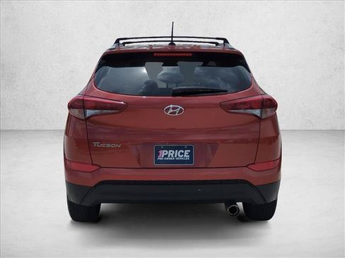 Used 2017 Hyundai Tucson SE w/ SE Popular Package 02 FWD image 7