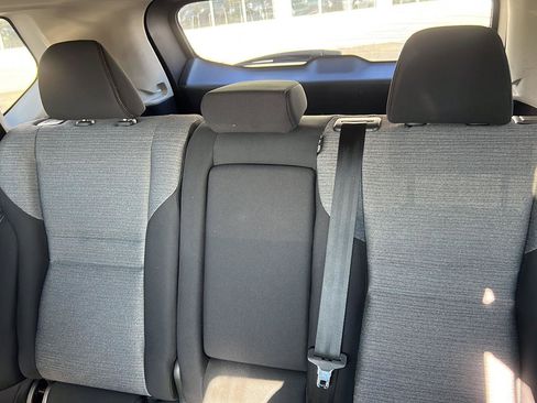 Used 2023 Nissan Rogue SV image 33