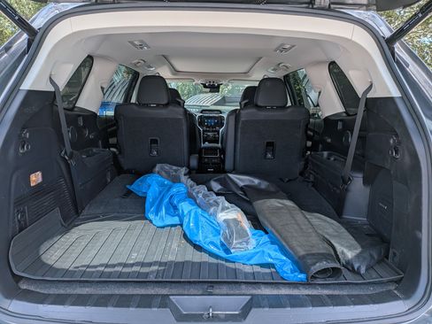 Certified 2021 Subaru Ascent Touring AWD/4WD image 13