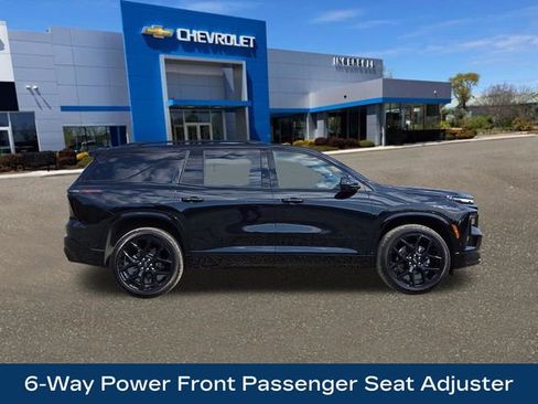 Used 2026 Chevrolet Traverse RS w/ LPO, Floor Liner Package image 8