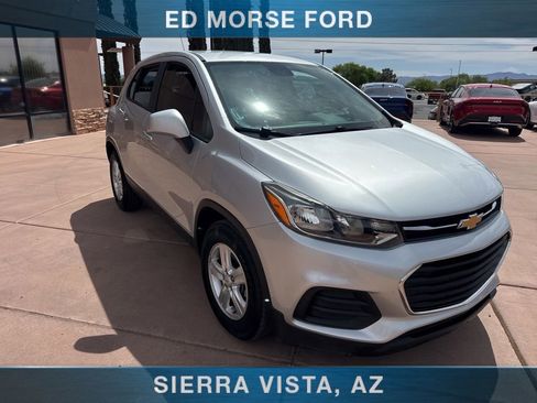 Used 2020 Chevrolet Trax LS w/ Tint and Cruise Package FWD image 6