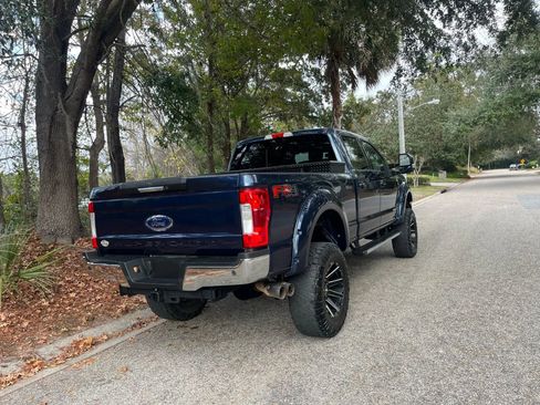 Used 2019 Ford F250 Lariat w/ Lariat Value Package image 8