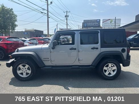 Used 2016 Jeep Wrangler Unlimited Sport w/ Quick Order Package 24S AWD/4WD image 4