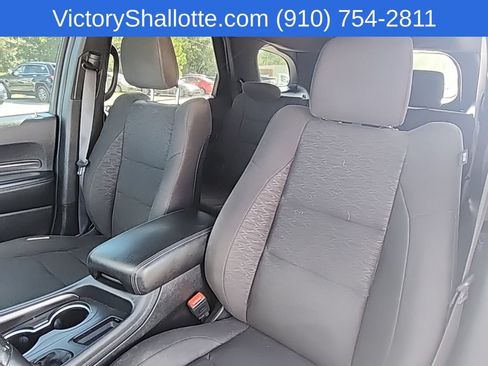 Used 2023 Dodge Durango SXT AWD/4WD image 19