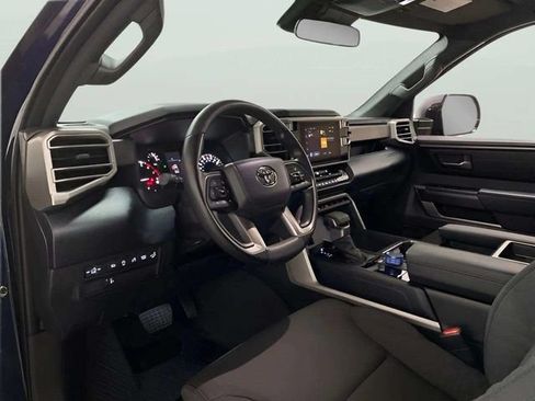 Used 2026 Toyota Tundra SR5 w/ SR5 Convenience Package RWD image 16