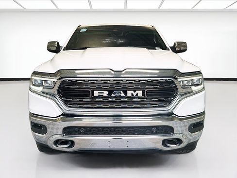 Used 2024 RAM 1500 Limited AWD/4WD image 2